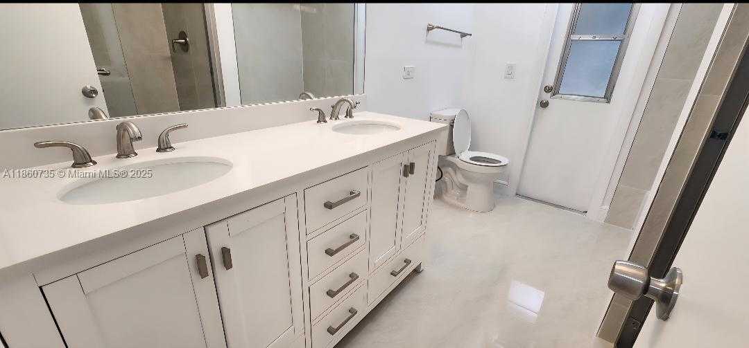 Small Image of Coral Springs Number 17