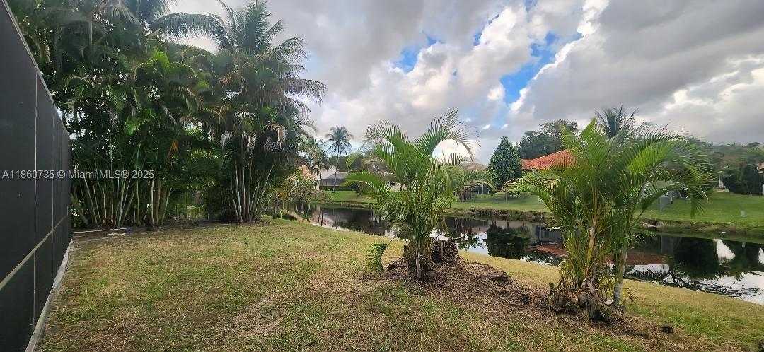 Small Image of Coral Springs Number 27