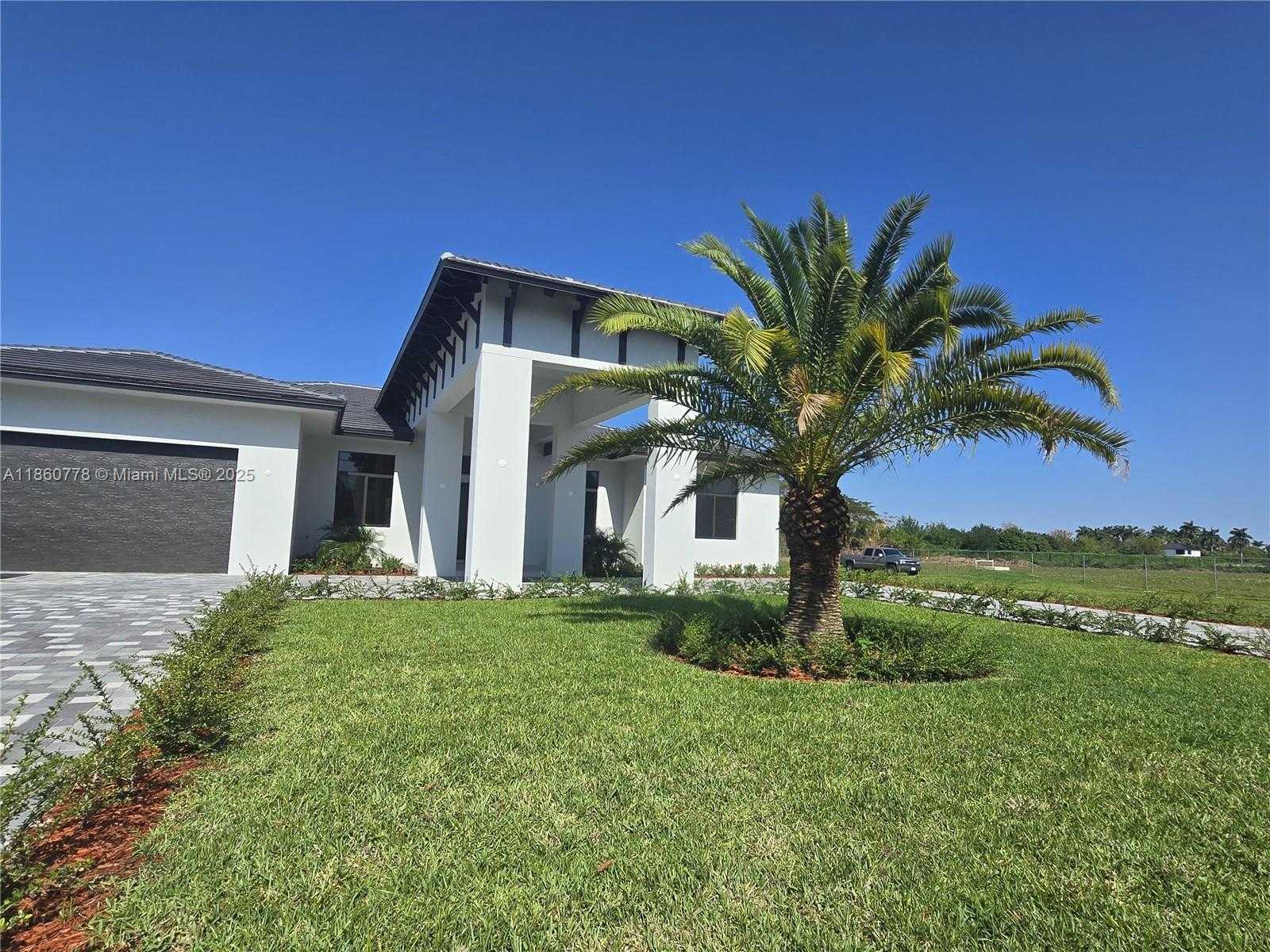 Small Image of 23840 SOUTH WEST 209TH PL, Homestead Number 11