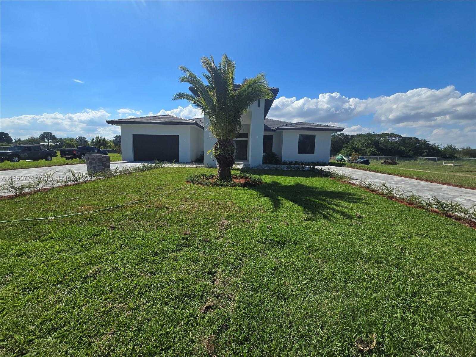 Small Image of 23840 SOUTH WEST 209TH PL, Homestead Number 13