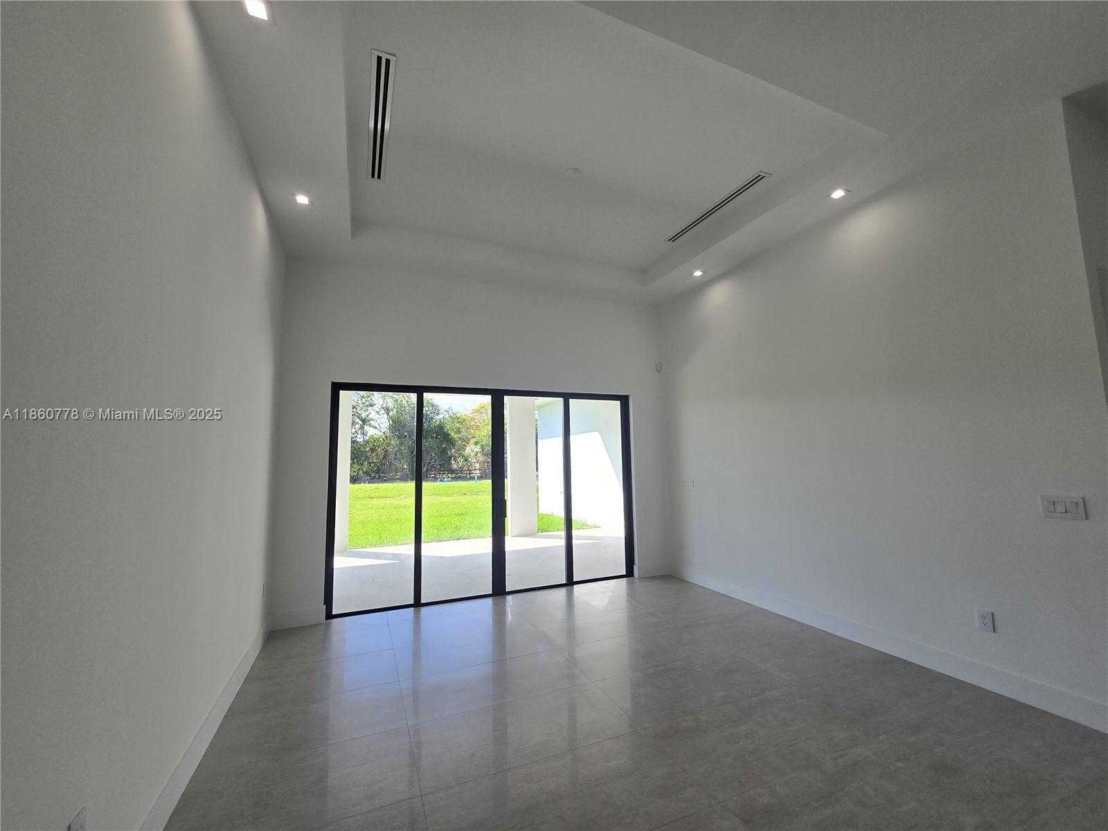 Small Image of 23840 SOUTH WEST 209TH PL, Homestead Number 27