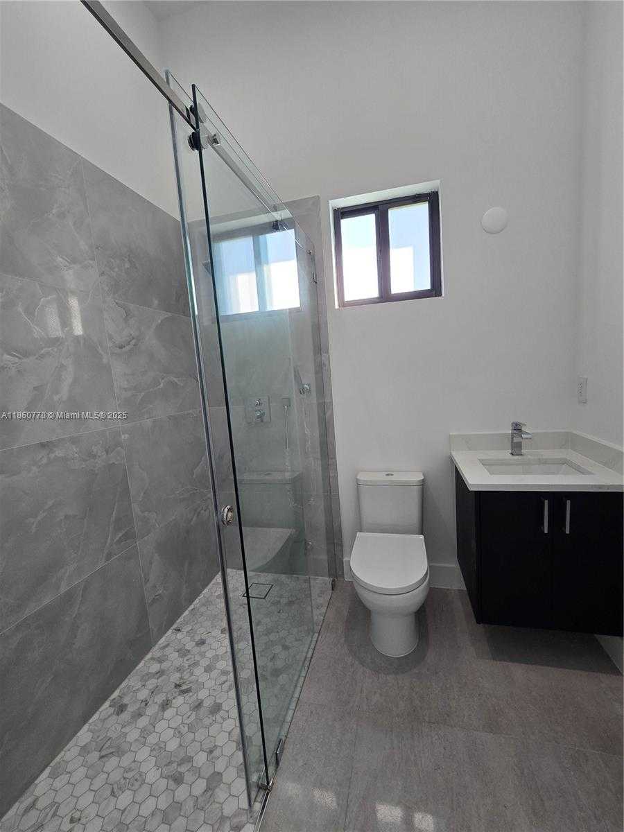 Small Image of 23840 SOUTH WEST 209TH PL, Homestead Number 33