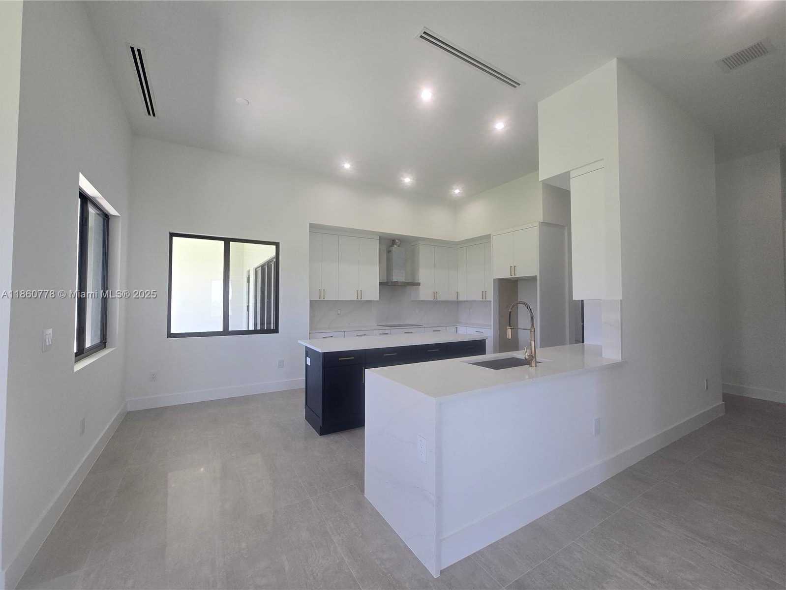 Small Image of 23840 SOUTH WEST 209TH PL, Homestead Number 38