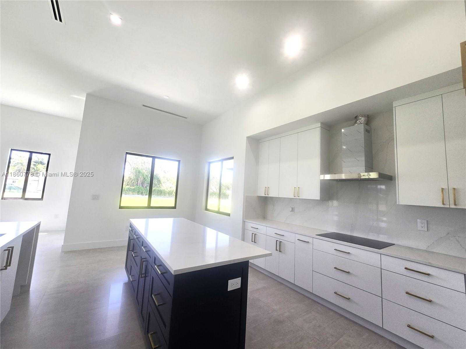 Small Image of 23840 SOUTH WEST 209TH PL, Homestead Number 41