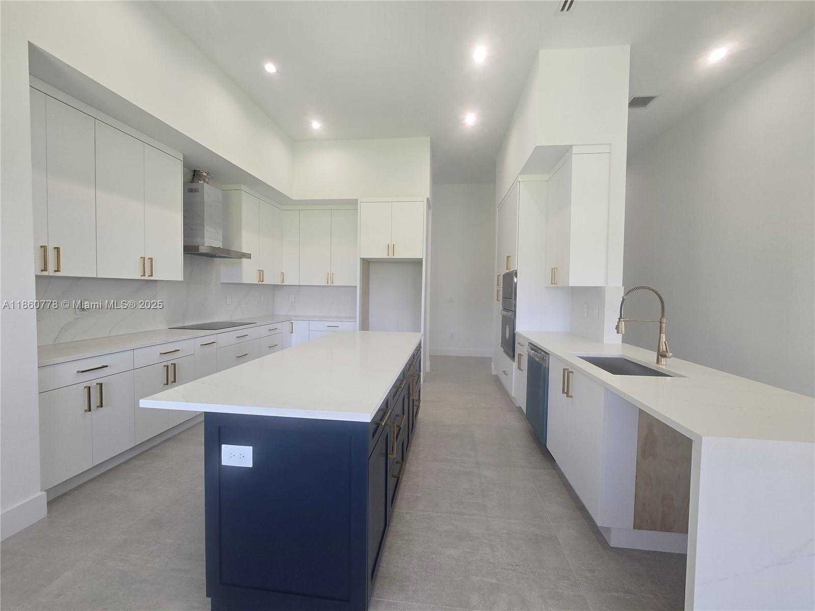 Small Image of 23840 SOUTH WEST 209TH PL, Homestead Number 46