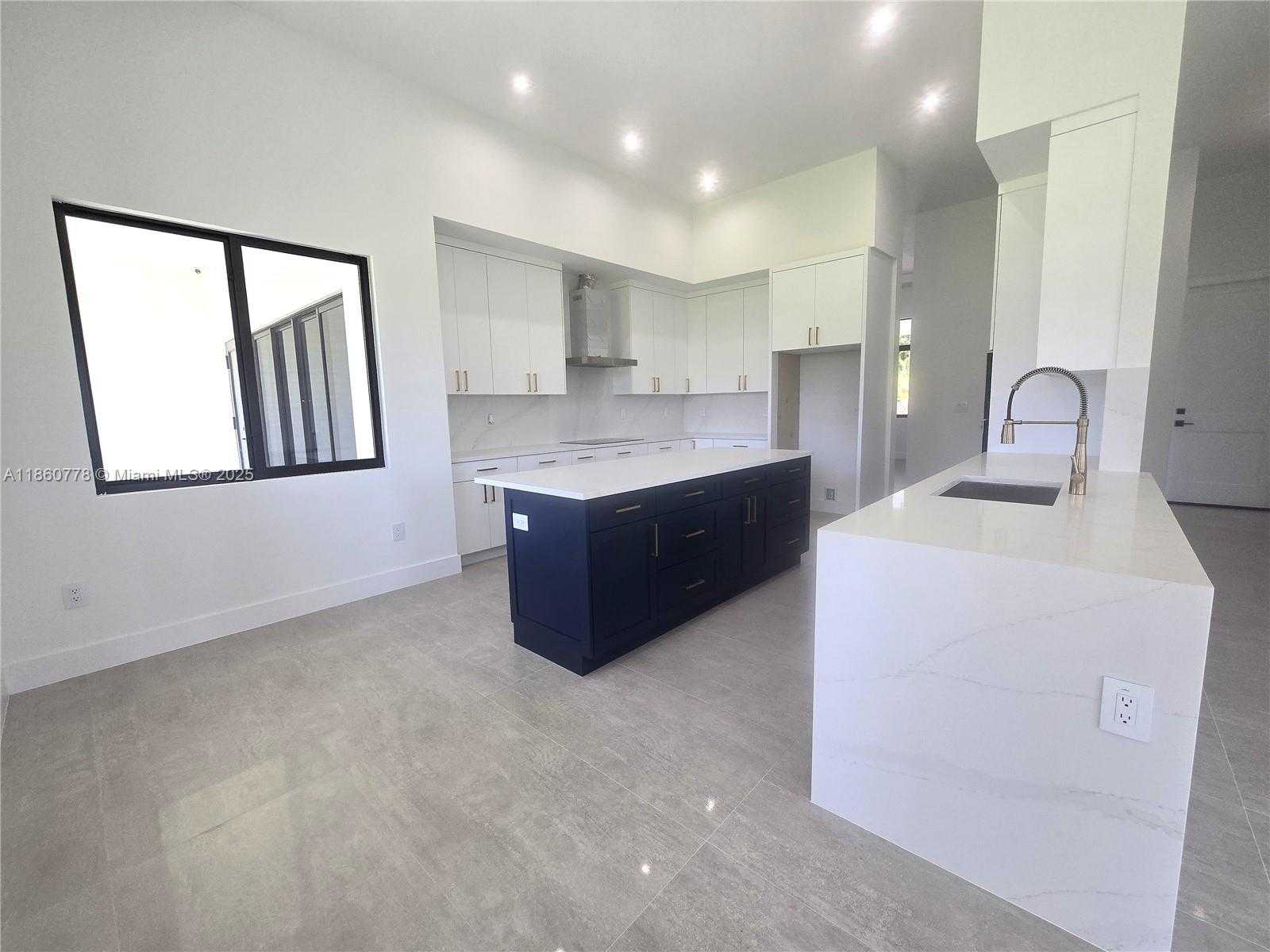Small Image of 23840 SOUTH WEST 209TH PL, Homestead Number 51