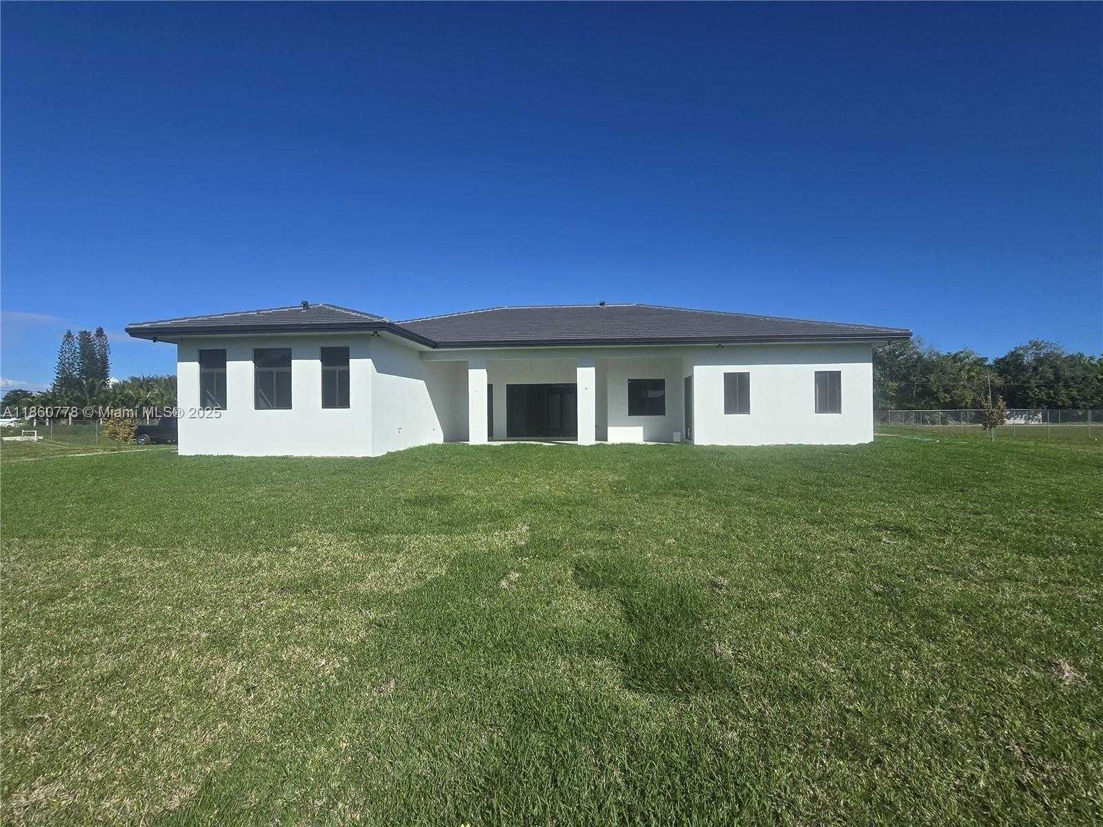 Small Image of 23840 SOUTH WEST 209TH PL, Homestead Number 86