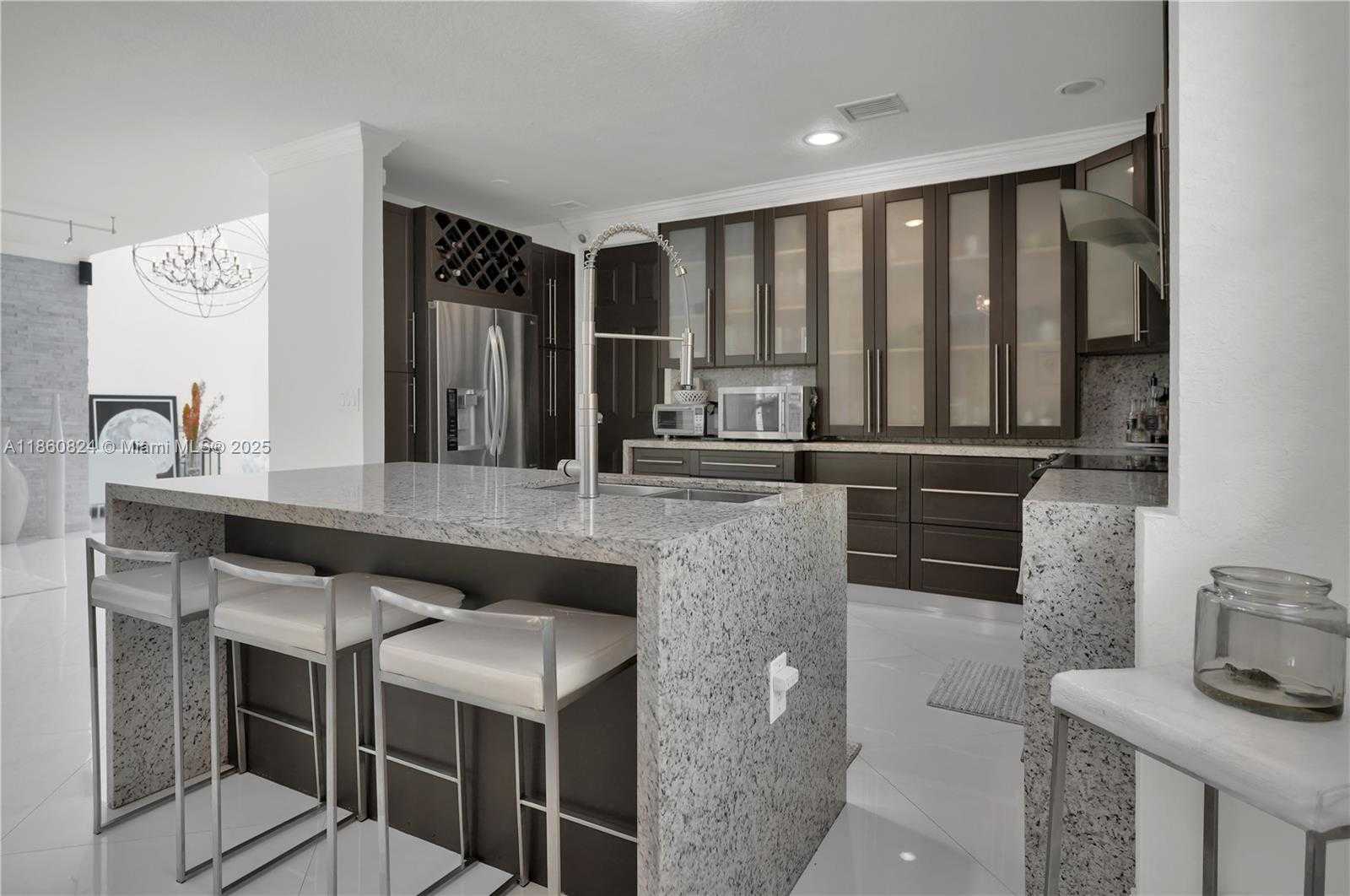 Small Image of 8913 SOUTH WEST 206TH ST, Cutler Bay Number 18