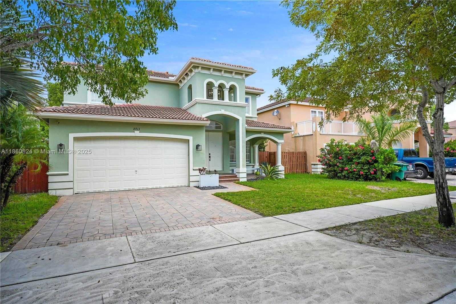 Small Image of 8913 SOUTH WEST 206TH ST, Cutler Bay Number 2
