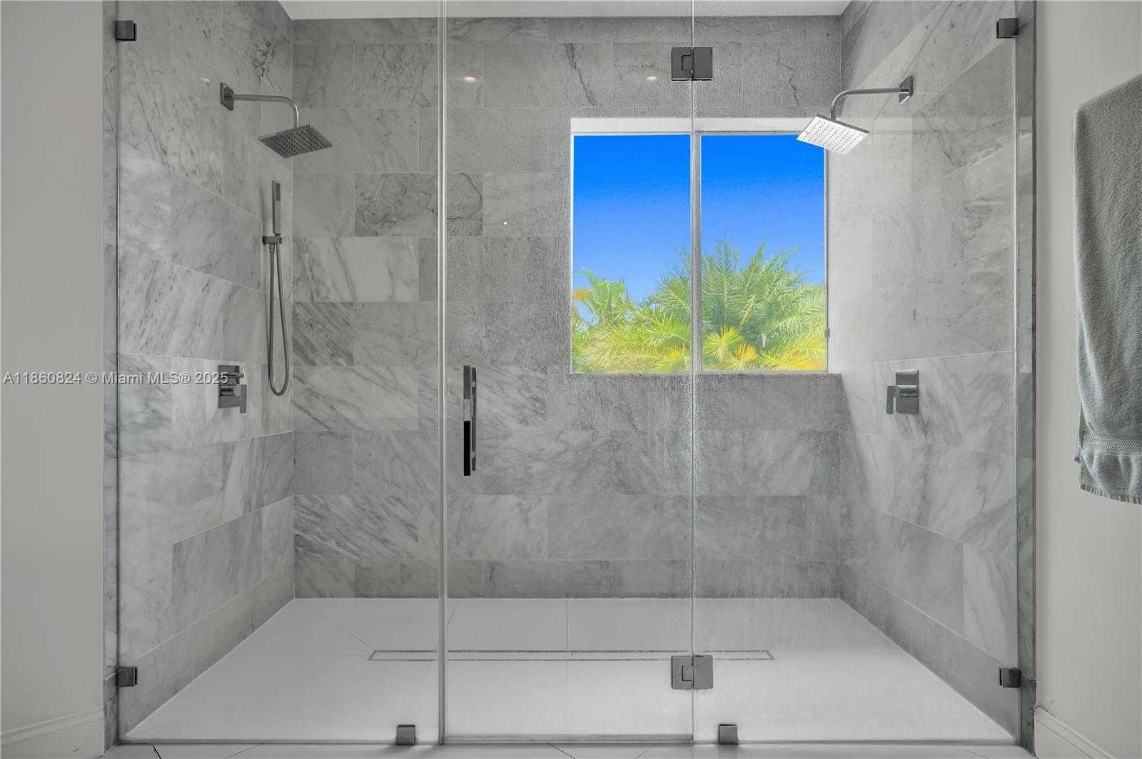Small Image of 8913 SOUTH WEST 206TH ST, Cutler Bay Number 27