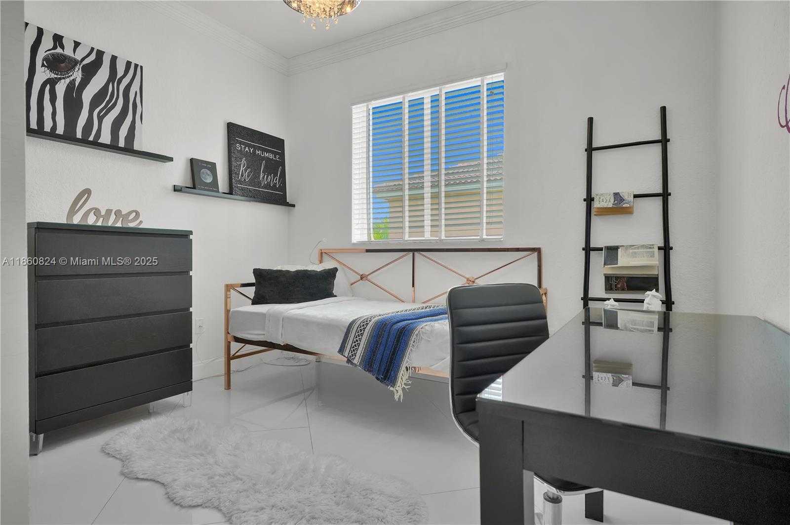 Small Image of 8913 SOUTH WEST 206TH ST, Cutler Bay Number 29