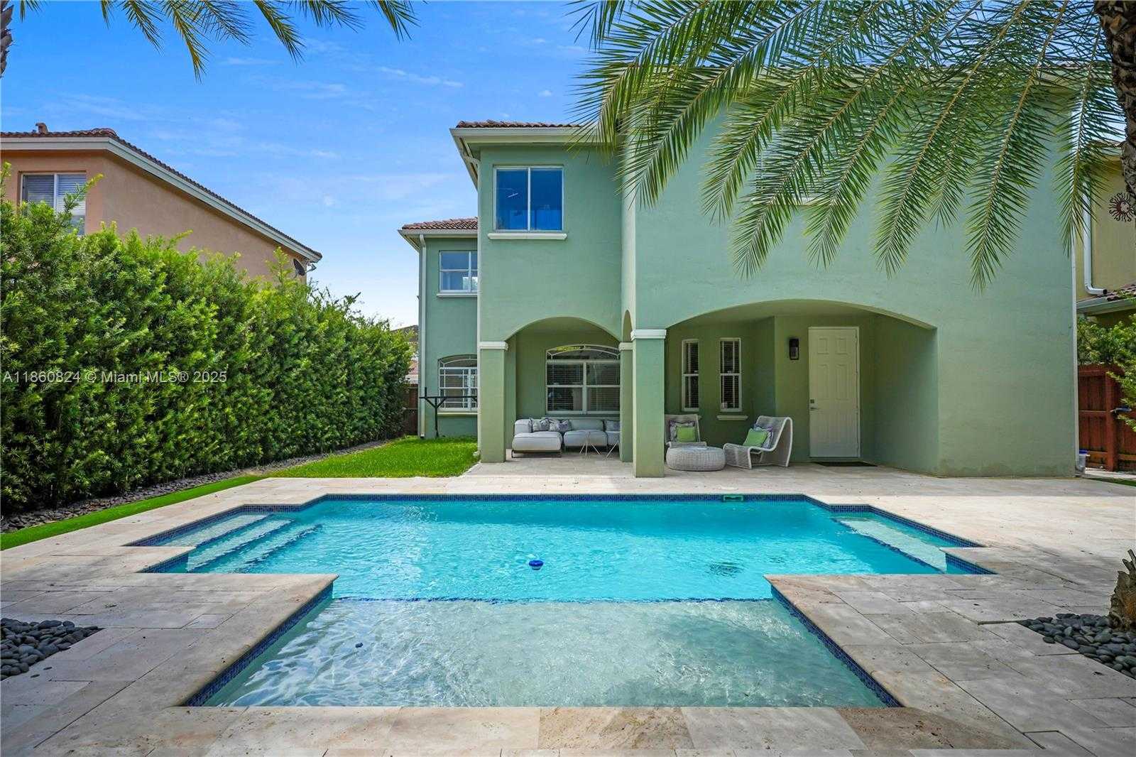 Small Image of 8913 SOUTH WEST 206TH ST, Cutler Bay Number 39