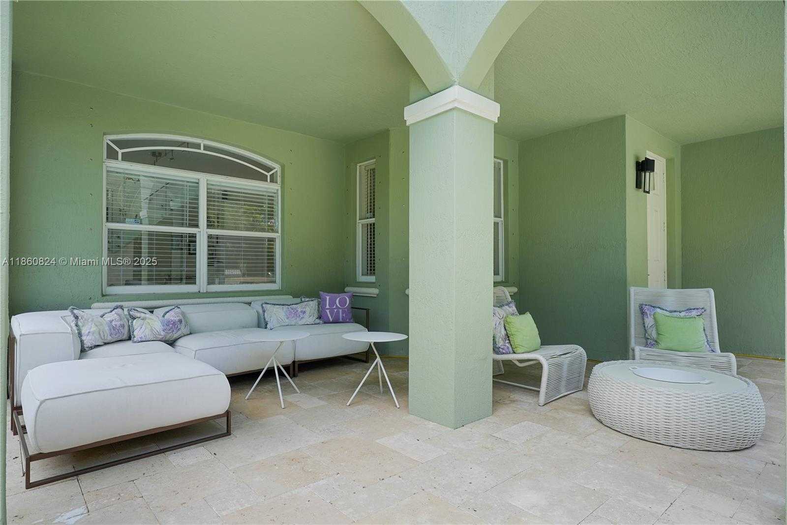 Small Image of 8913 SOUTH WEST 206TH ST, Cutler Bay Number 40