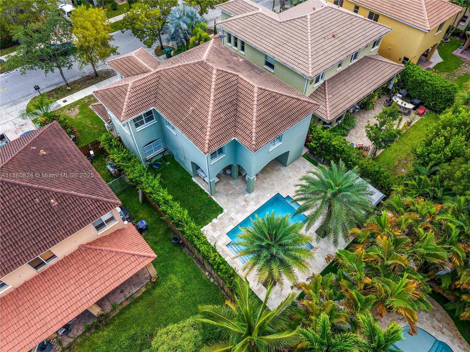 Small Image of 8913 SOUTH WEST 206TH ST, Cutler Bay Number 42