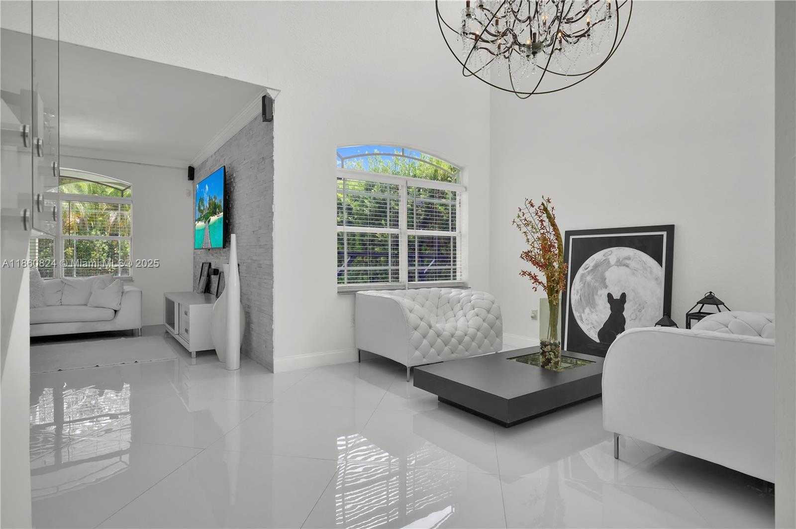 Small Image of 8913 SOUTH WEST 206TH ST, Cutler Bay Number 9