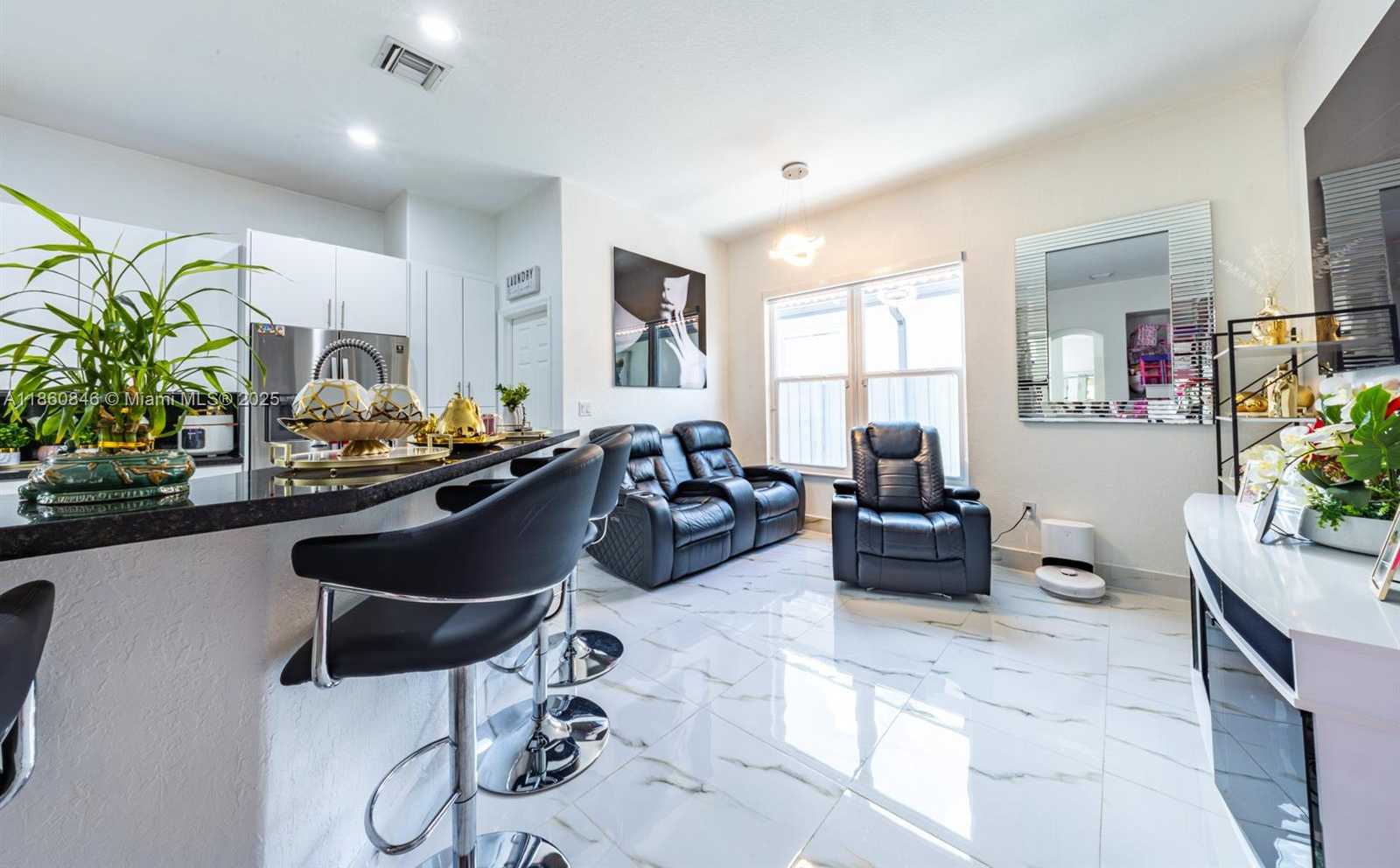 Small Image of 23744 SOUTH WEST 108TH CT, Homestead Number 17
