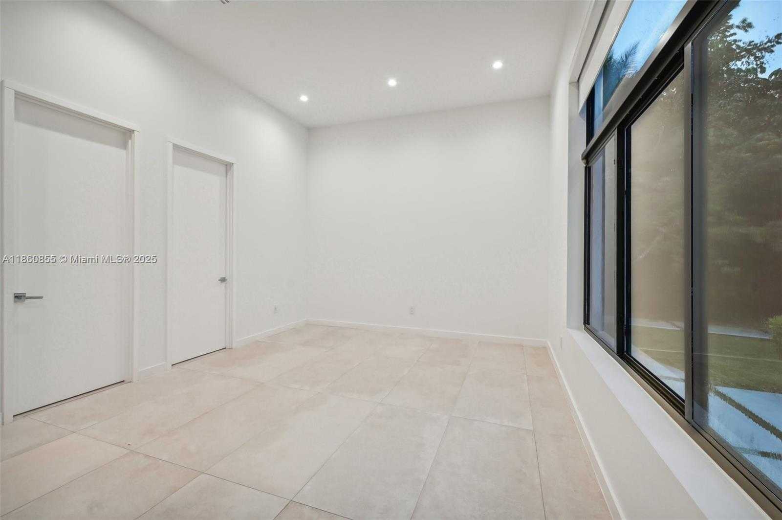 Small Image of 6175 SOUTH WEST 128TH ST, Pinecrest Number 17