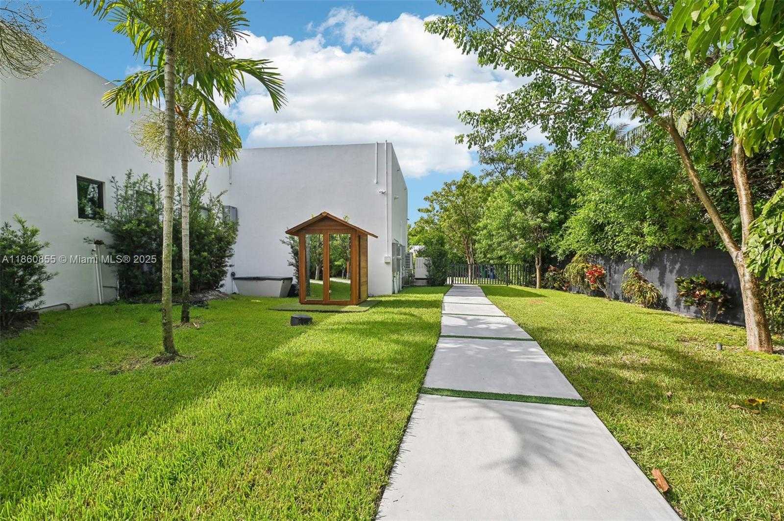 Small Image of 6175 SOUTH WEST 128TH ST, Pinecrest Number 57