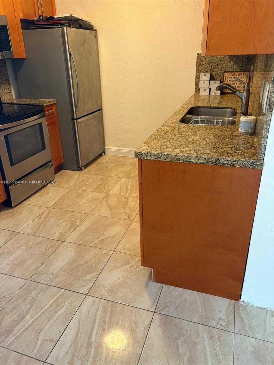 Small Image of 6701 SOUTH WEST 26TH CT, Miramar Number 4