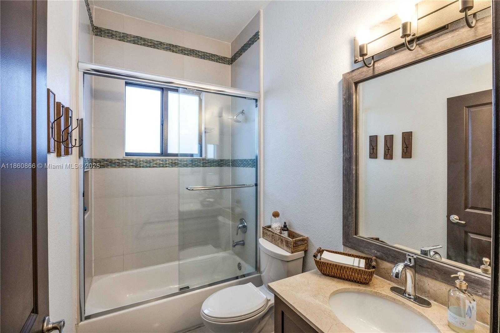 Small Image of 14625 SOUTH WEST 17TH ST, Miami Number 15