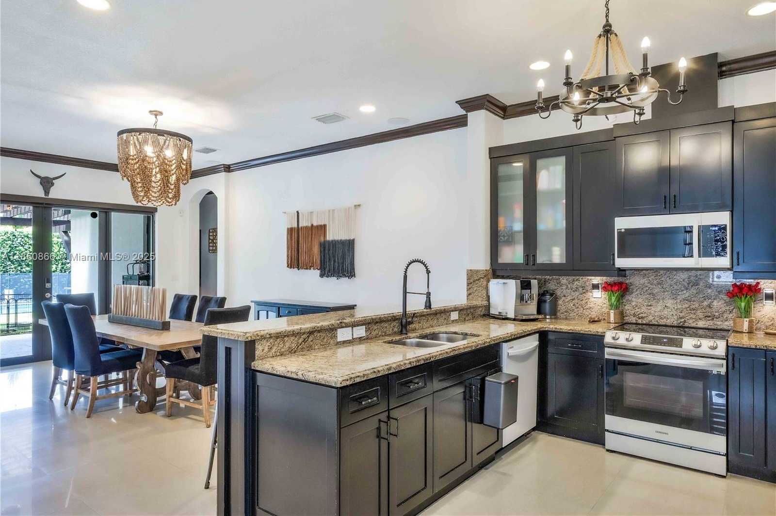 Small Image of 14625 SOUTH WEST 17TH ST, Miami Number 9