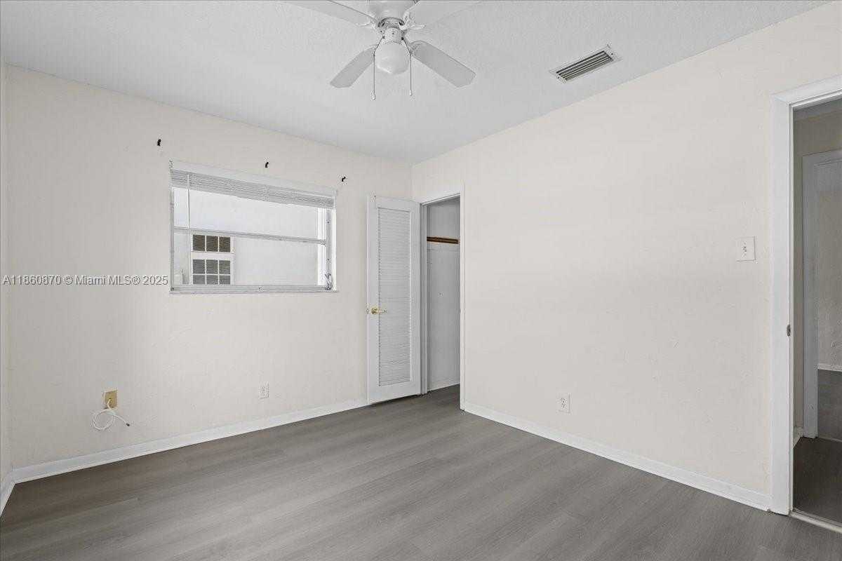 Small Image of 6930 NORTH WEST 11TH CT, Margate Number 11