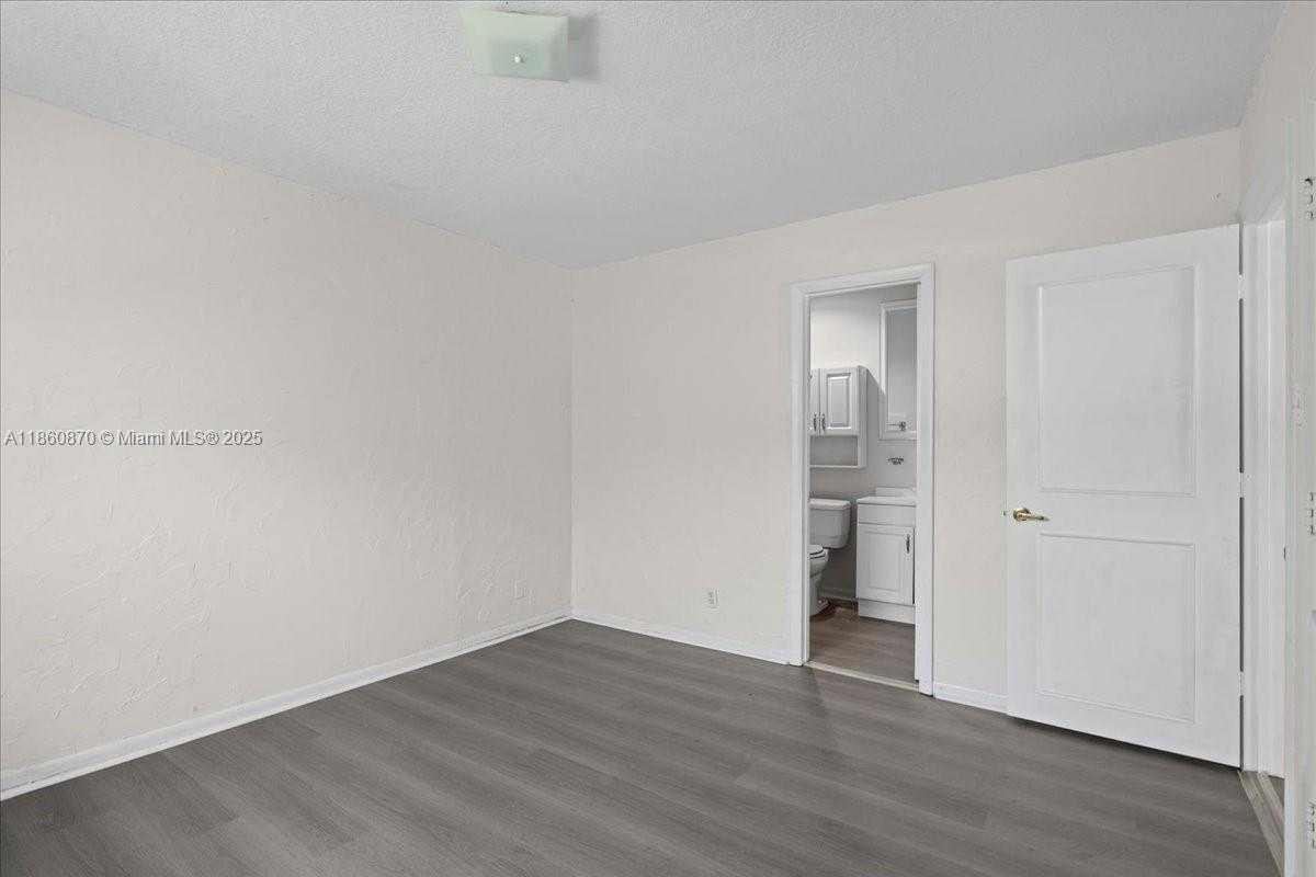 Small Image of 6930 NORTH WEST 11TH CT, Margate Number 15