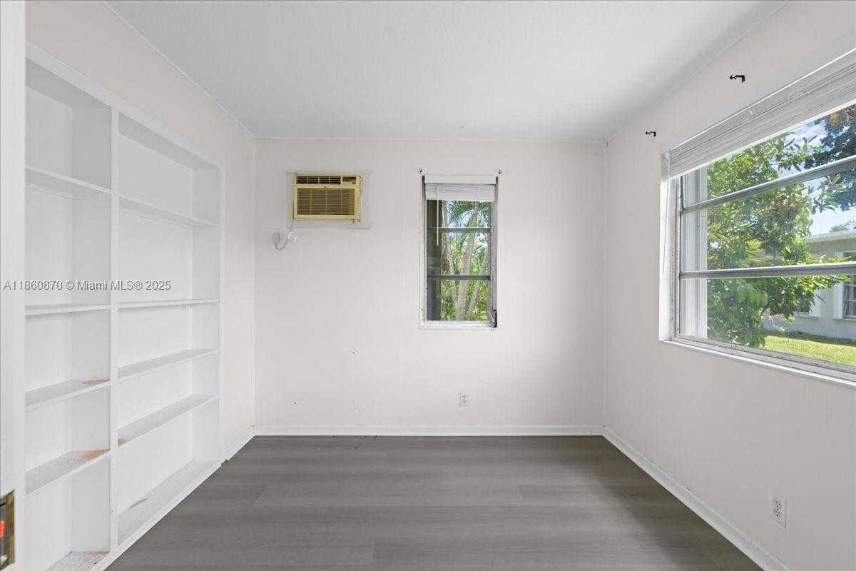 Small Image of 6930 NORTH WEST 11TH CT, Margate Number 20