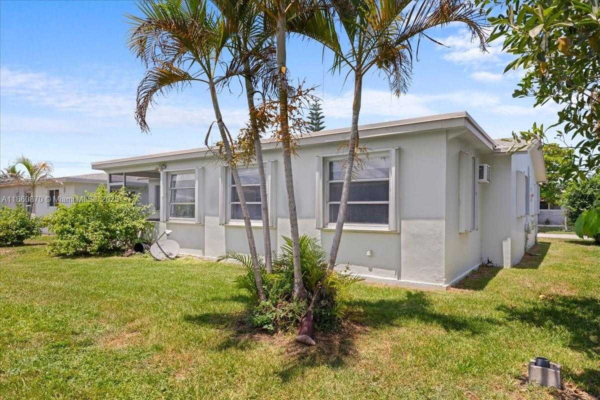 Small Image of 6930 NORTH WEST 11TH CT, Margate Number 6