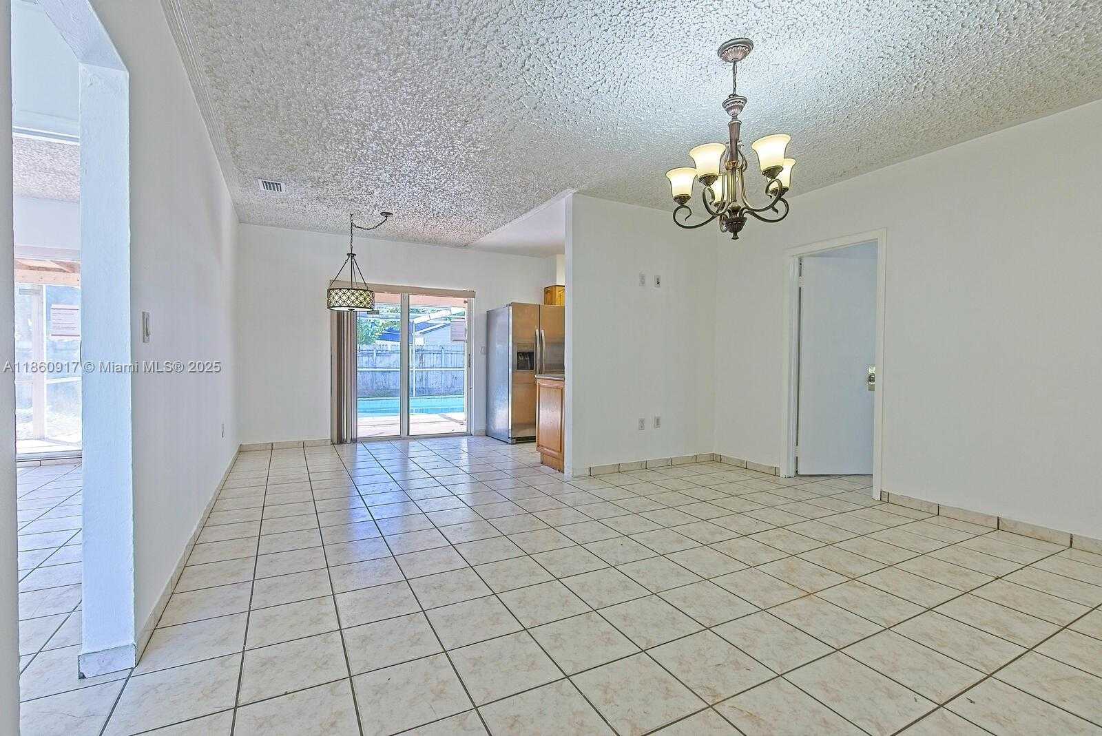 Small Image of 5700 NORTH WEST 111TH TER, Hialeah Number 8