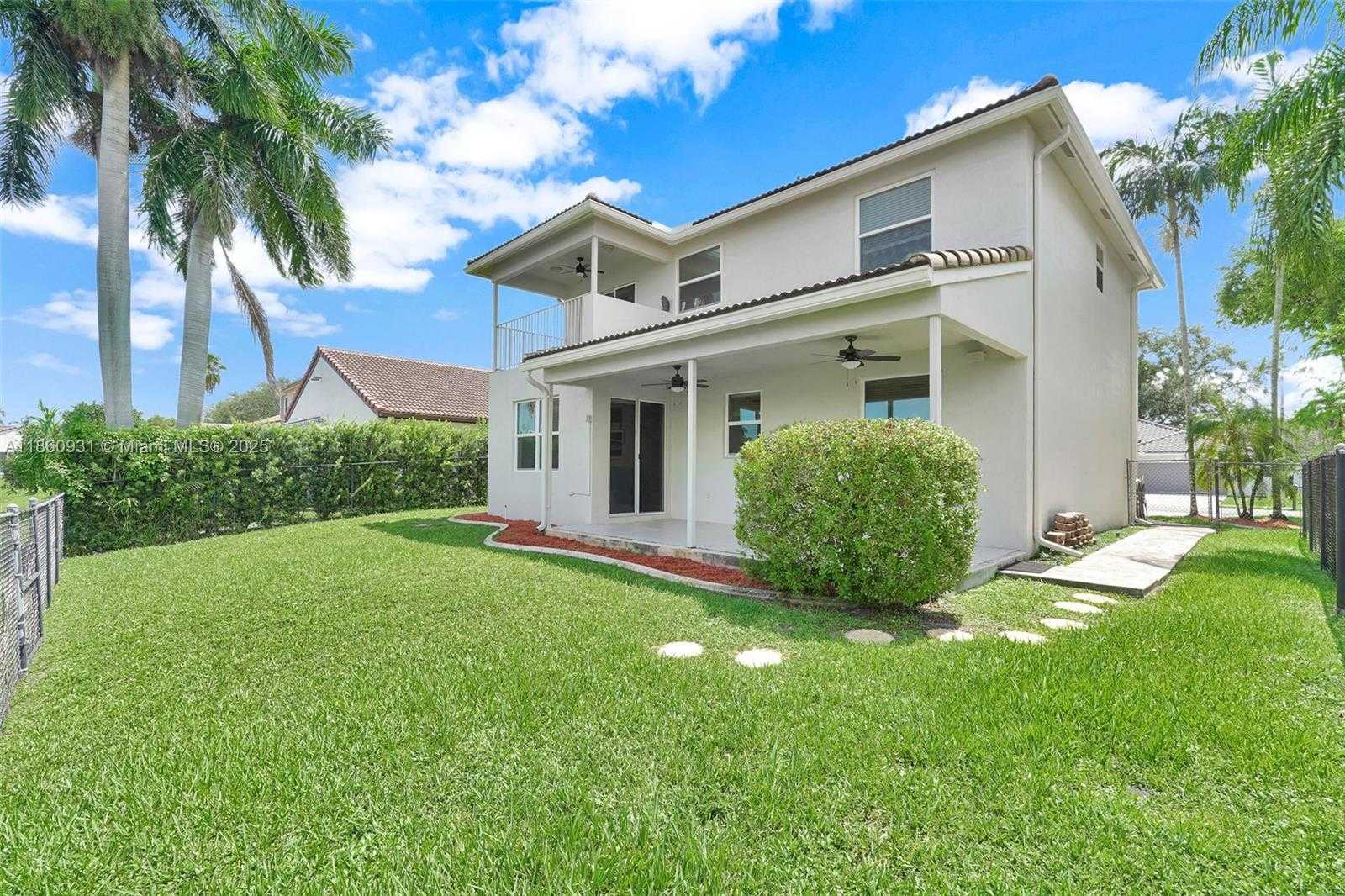 Small Image of 5885 SOUTH WEST 102ND AVE, Cooper City Number 4