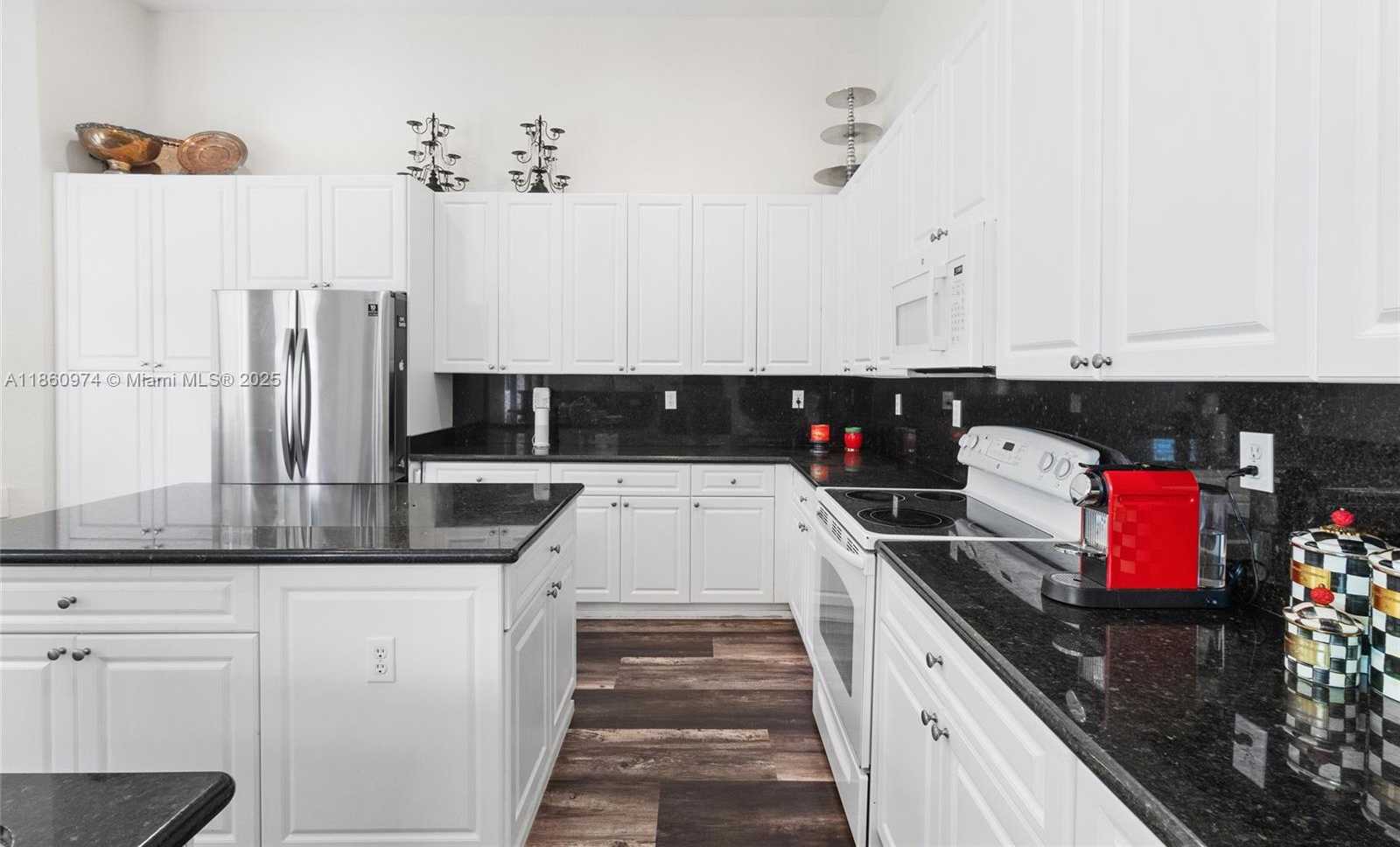 Small Image of 7666 SOUTH WEST 193RD LN, Cutler Bay Number 15
