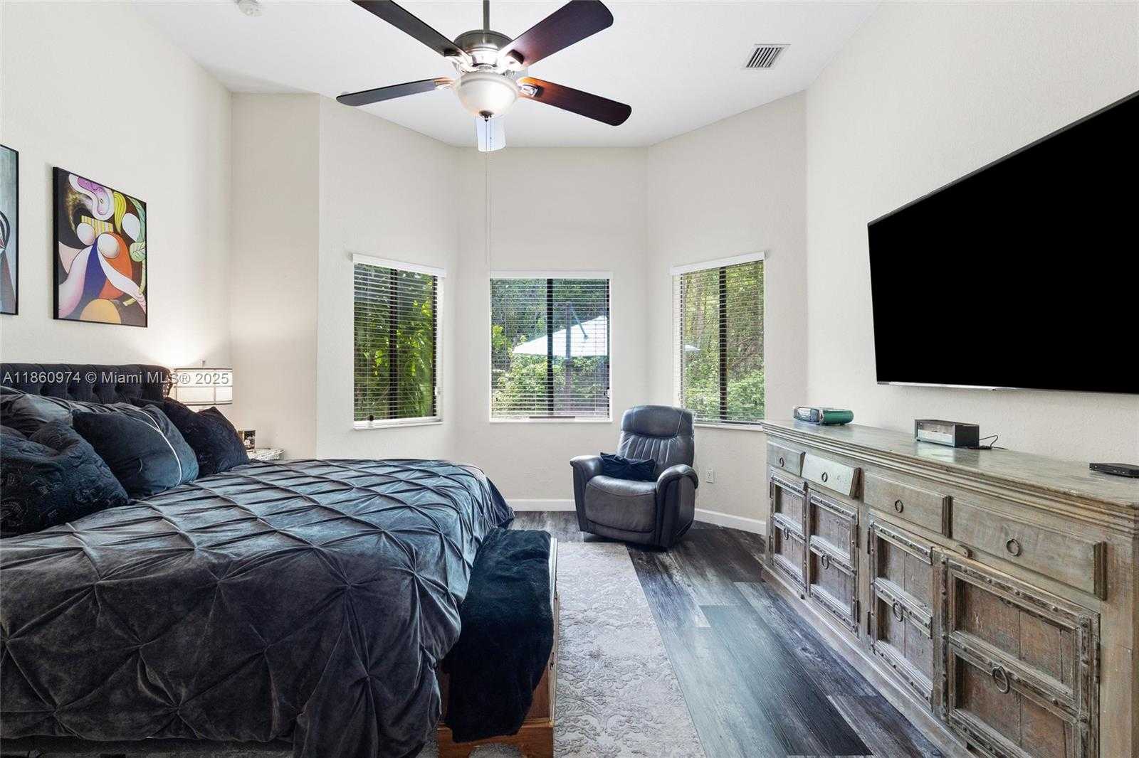 Small Image of 7666 SOUTH WEST 193RD LN, Cutler Bay Number 25