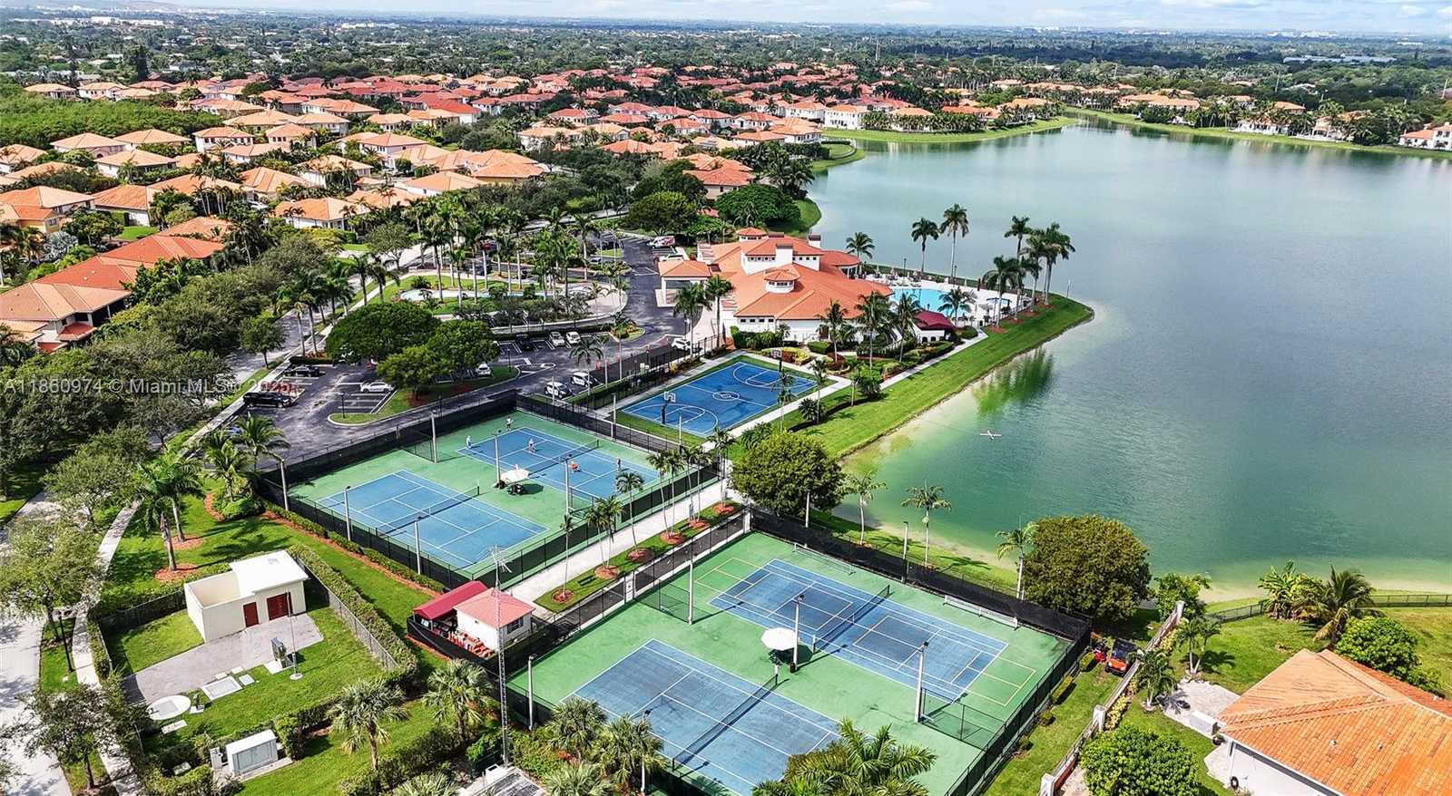 Small Image of 7666 SOUTH WEST 193RD LN, Cutler Bay Number 52
