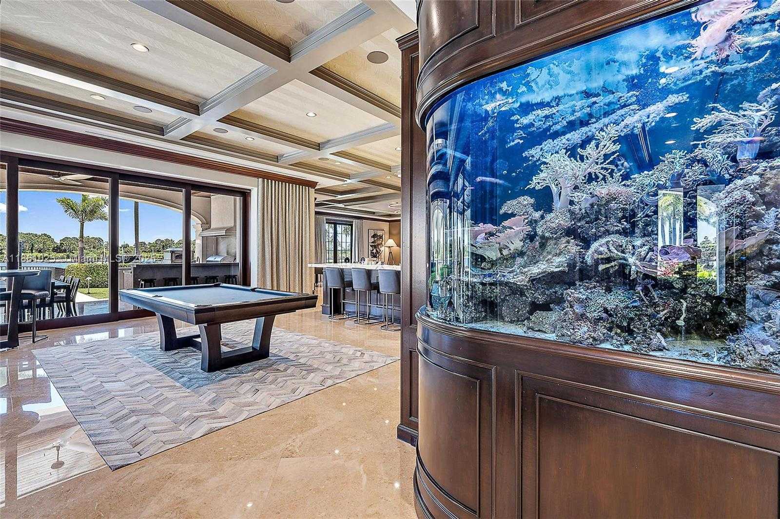 Small Image of 176 SPYGLASS LN, Jupiter Number 26