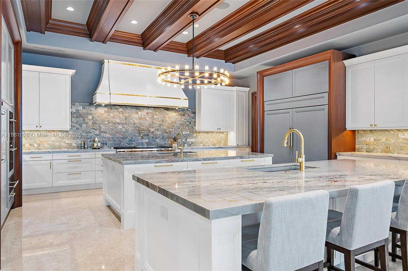 Small Image of 176 SPYGLASS LN, Jupiter Number 31