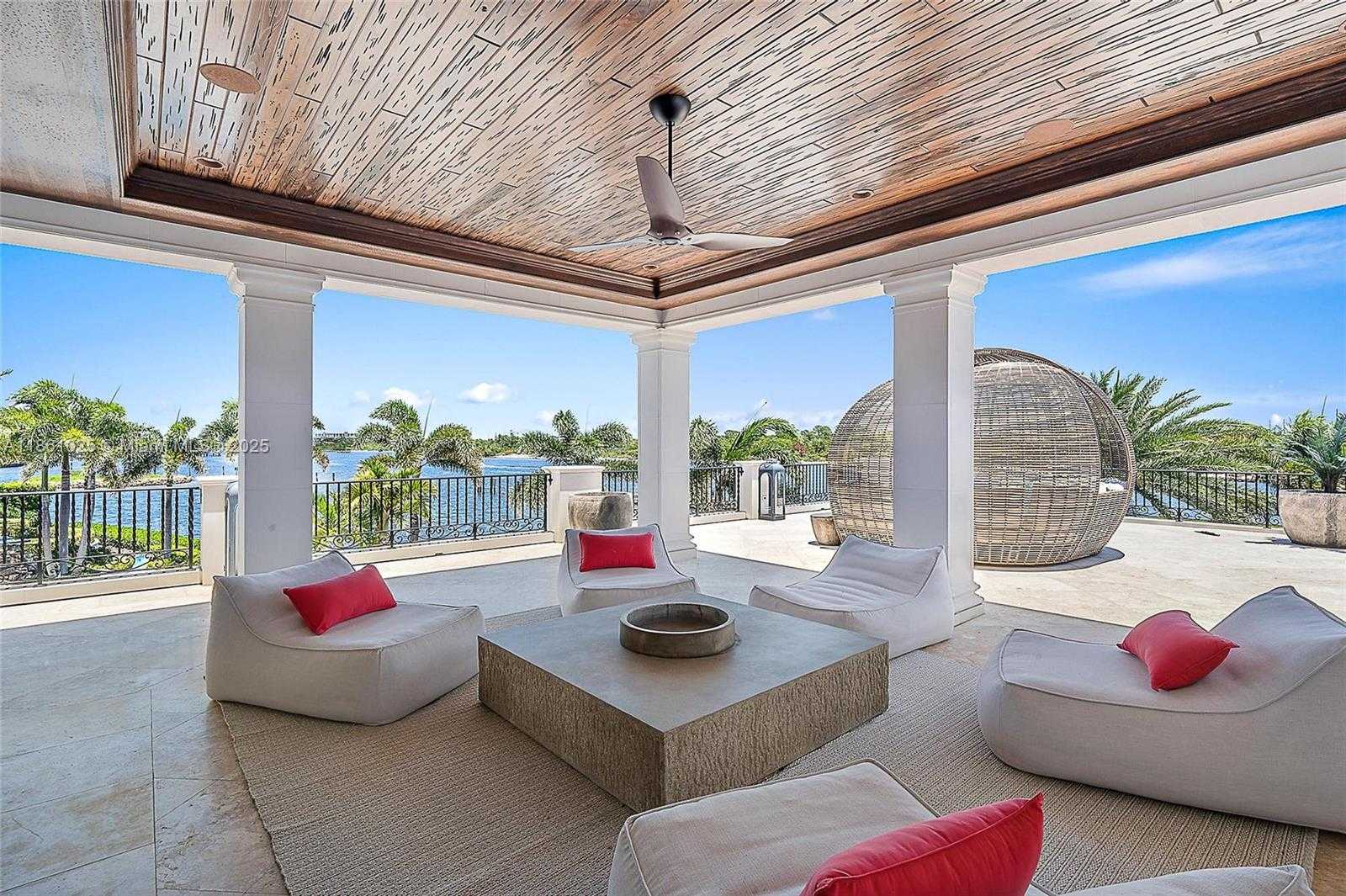 Small Image of 176 SPYGLASS LN, Jupiter Number 61