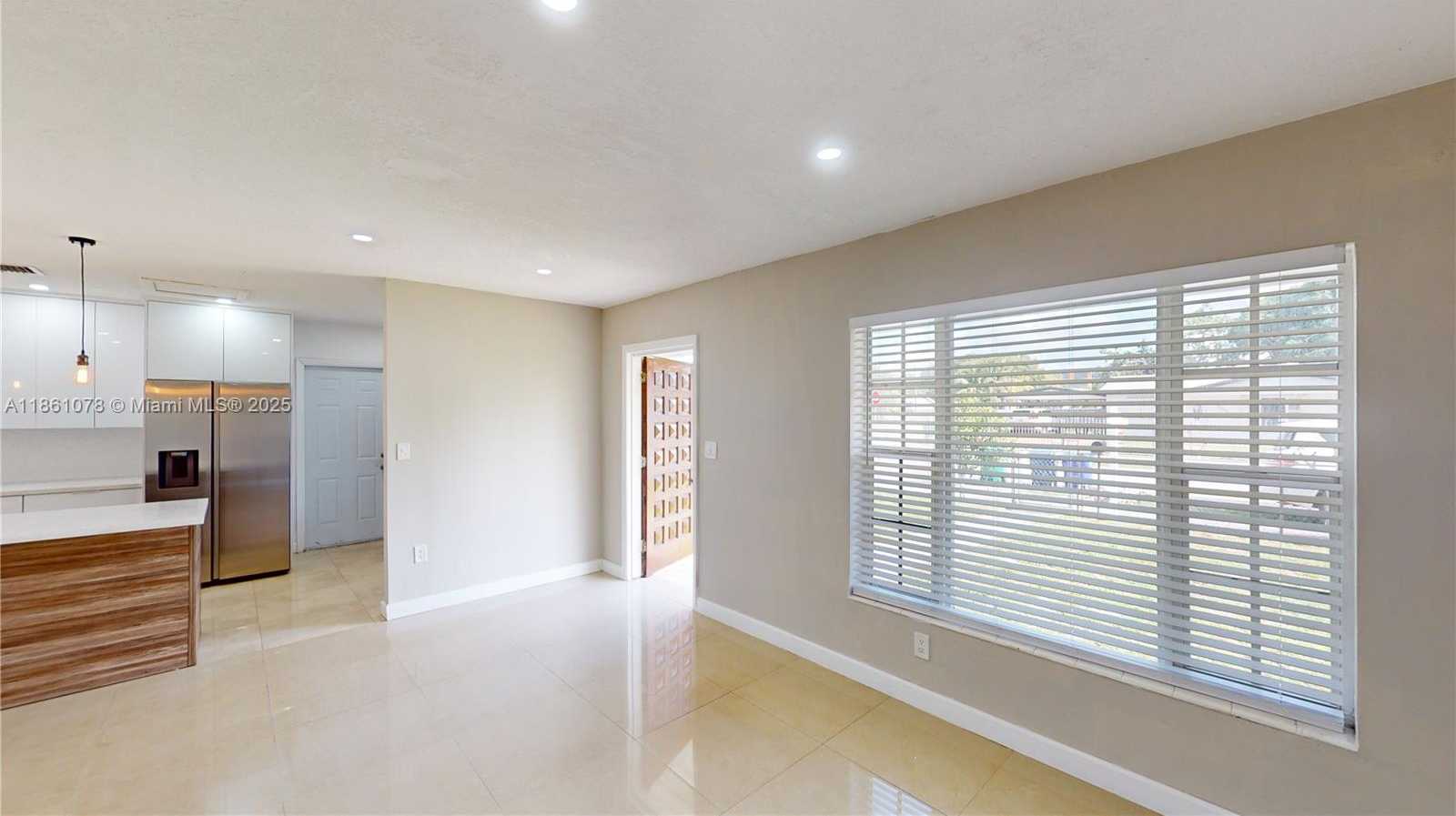 Small Image of 3354 NORTH WEST 181ST ST, Miami Gardens Number 10
