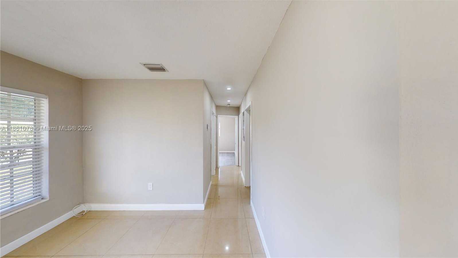 Small Image of 3354 NORTH WEST 181ST ST, Miami Gardens Number 14