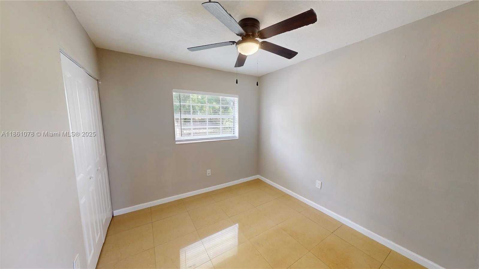 Small Image of 3354 NORTH WEST 181ST ST, Miami Gardens Number 15