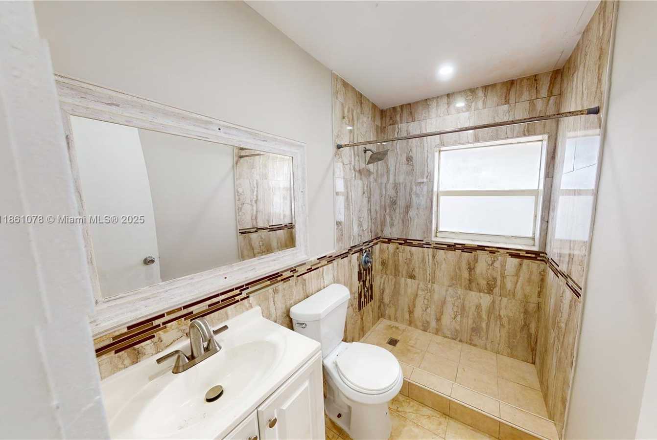 Small Image of 3354 NORTH WEST 181ST ST, Miami Gardens Number 17