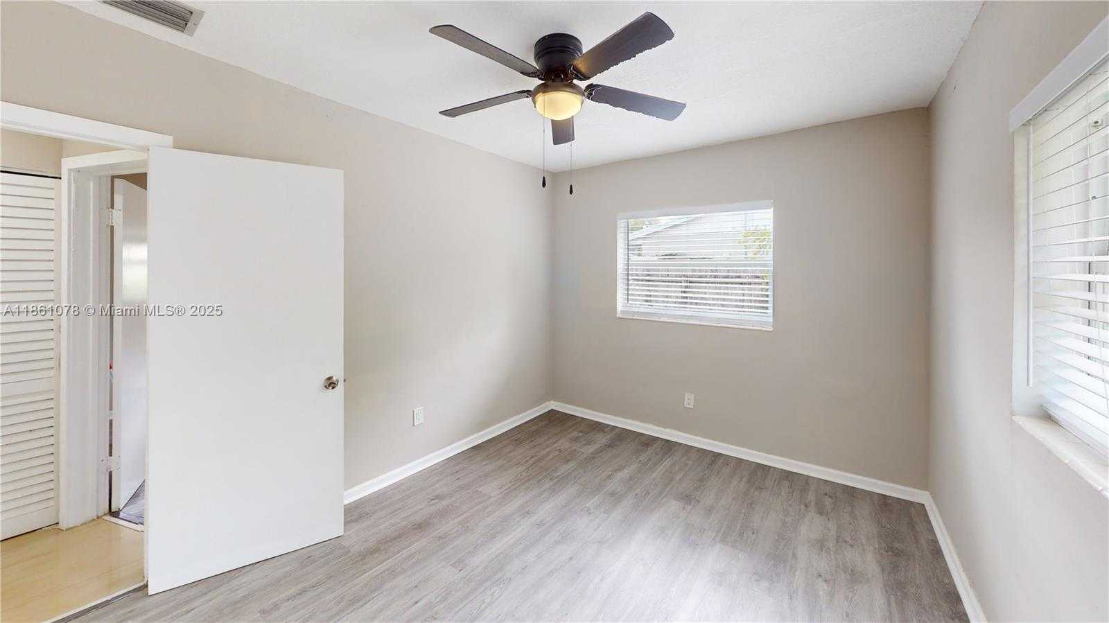 Small Image of 3354 NORTH WEST 181ST ST, Miami Gardens Number 18