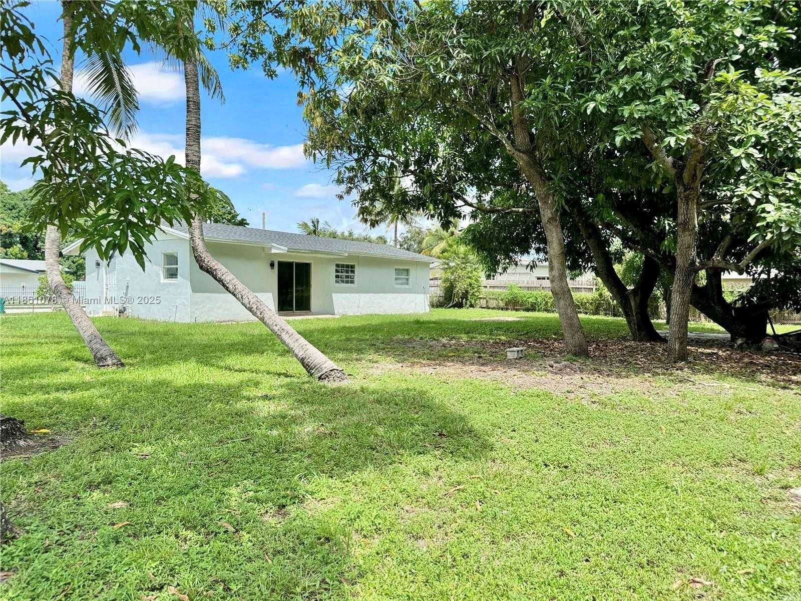 Small Image of 3354 NORTH WEST 181ST ST, Miami Gardens Number 24