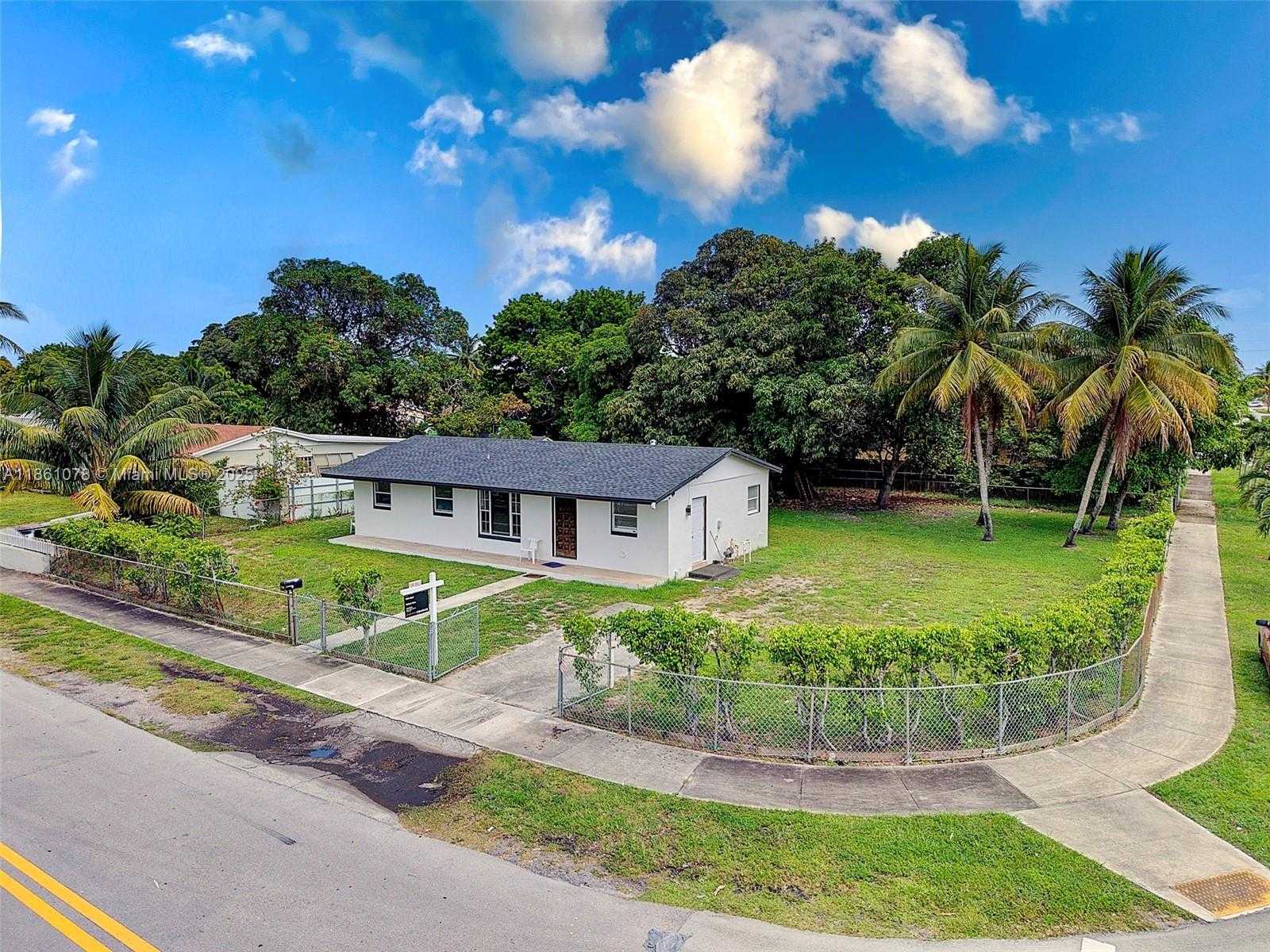 Small Image of 3354 NORTH WEST 181ST ST, Miami Gardens Number 25