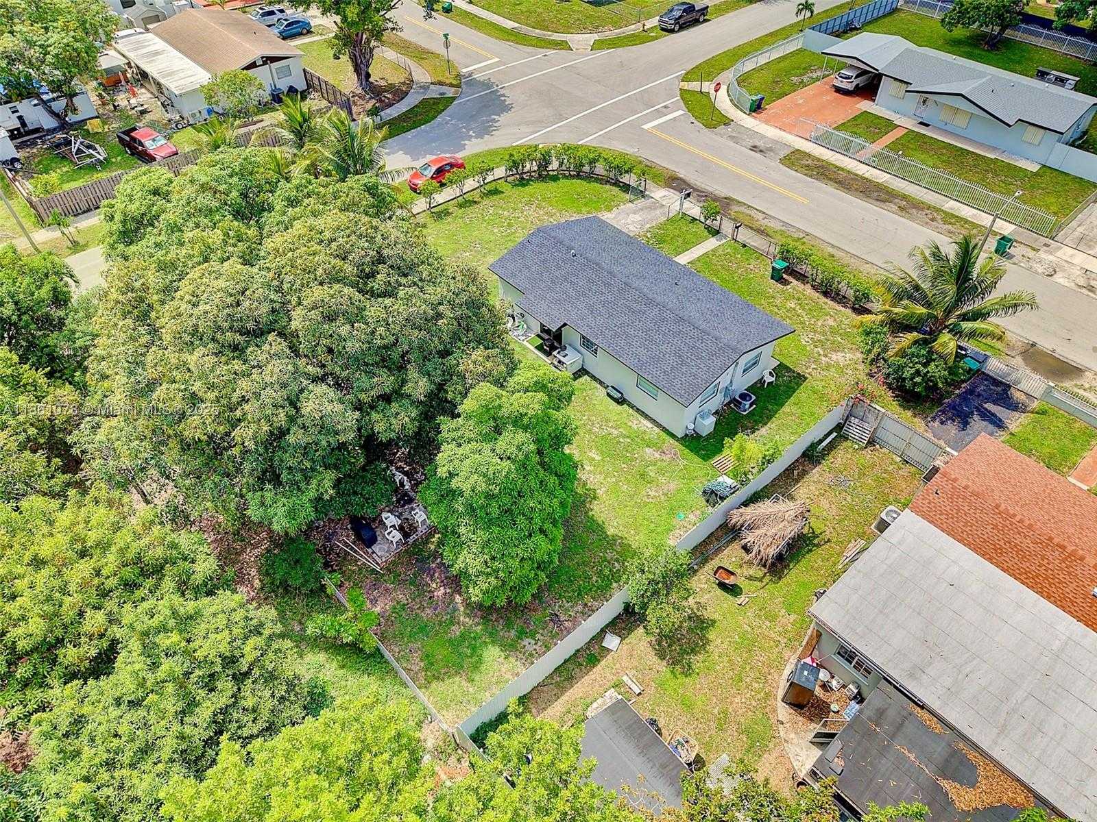 Small Image of 3354 NORTH WEST 181ST ST, Miami Gardens Number 31