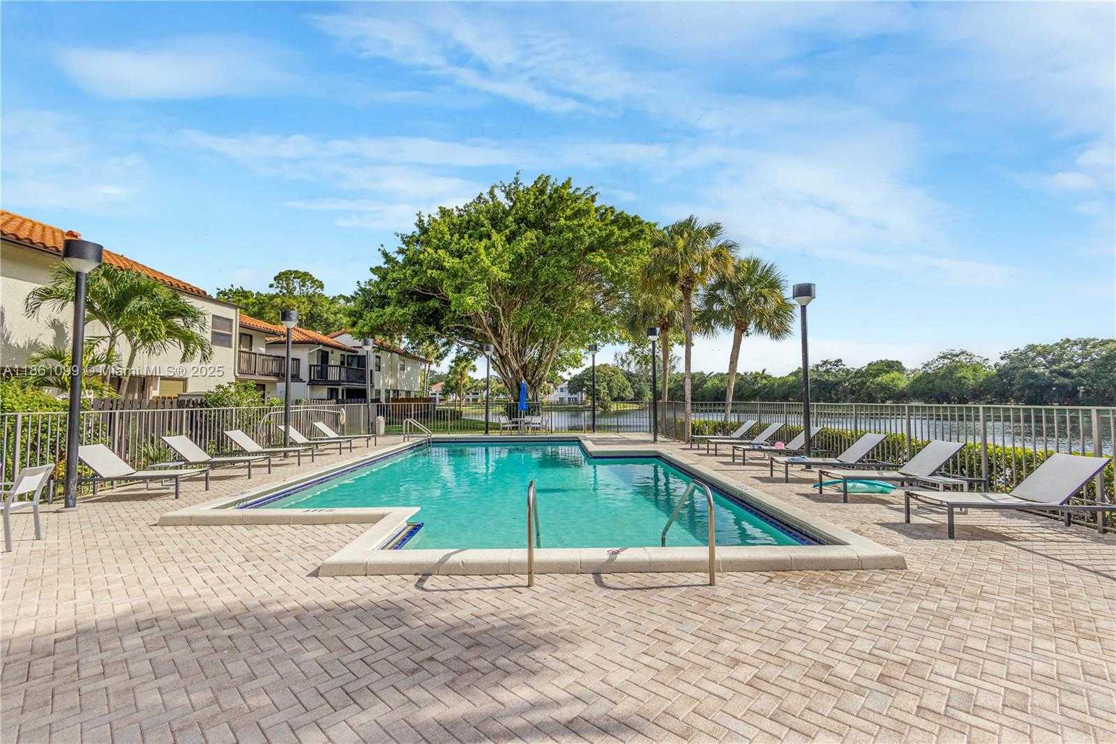 Small Image of 5535 ETON CT, Boca Raton Number 46