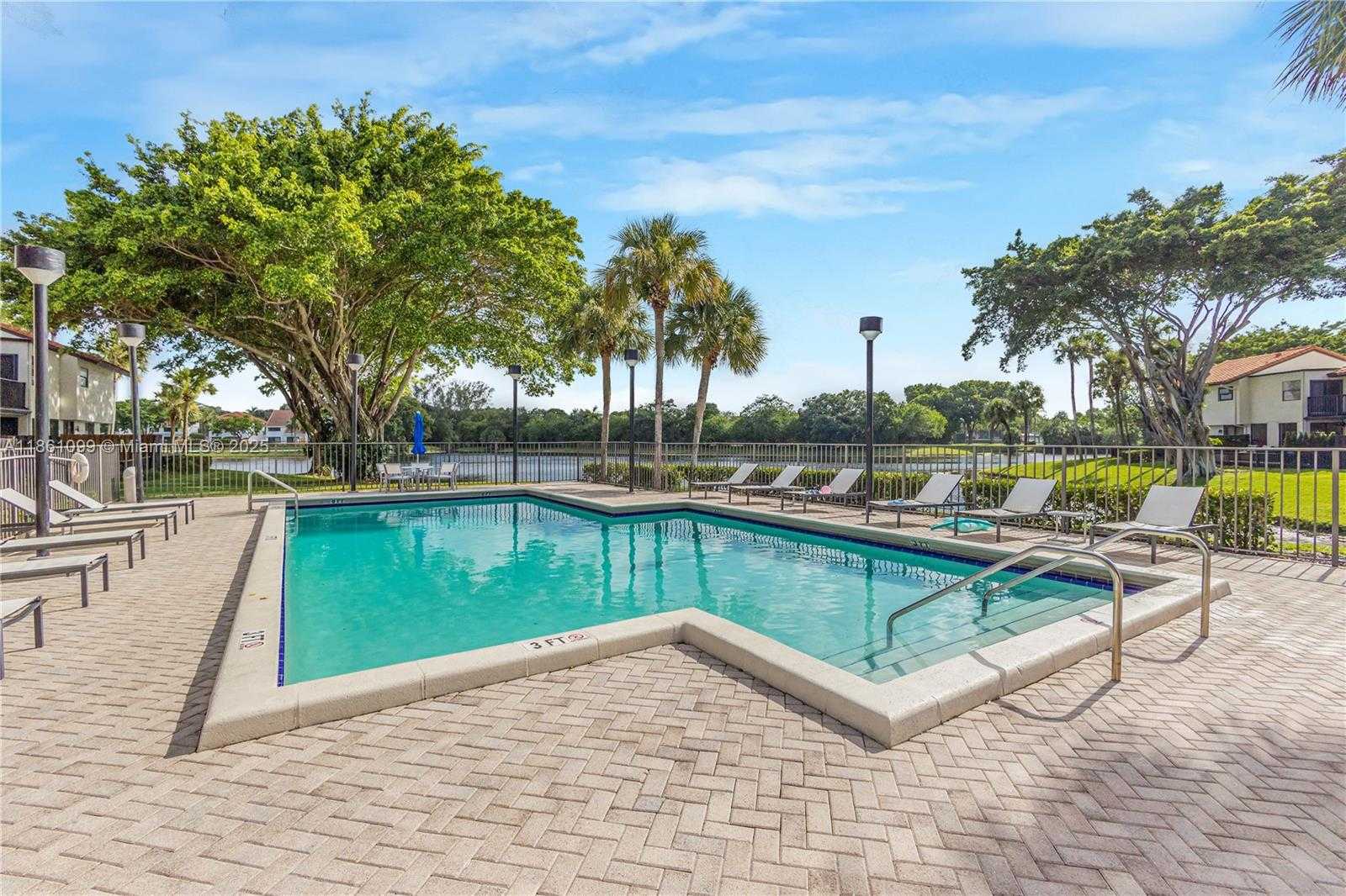Small Image of 5535 ETON CT, Boca Raton Number 48