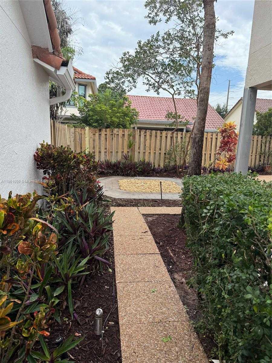 Small Image of 5535 ETON CT, Boca Raton Number 50
