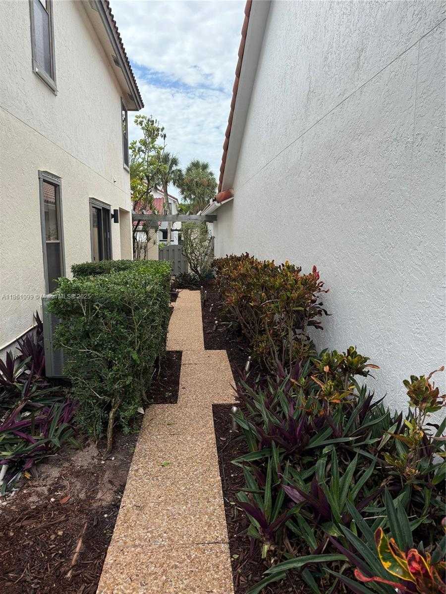 Small Image of 5535 ETON CT, Boca Raton Number 55