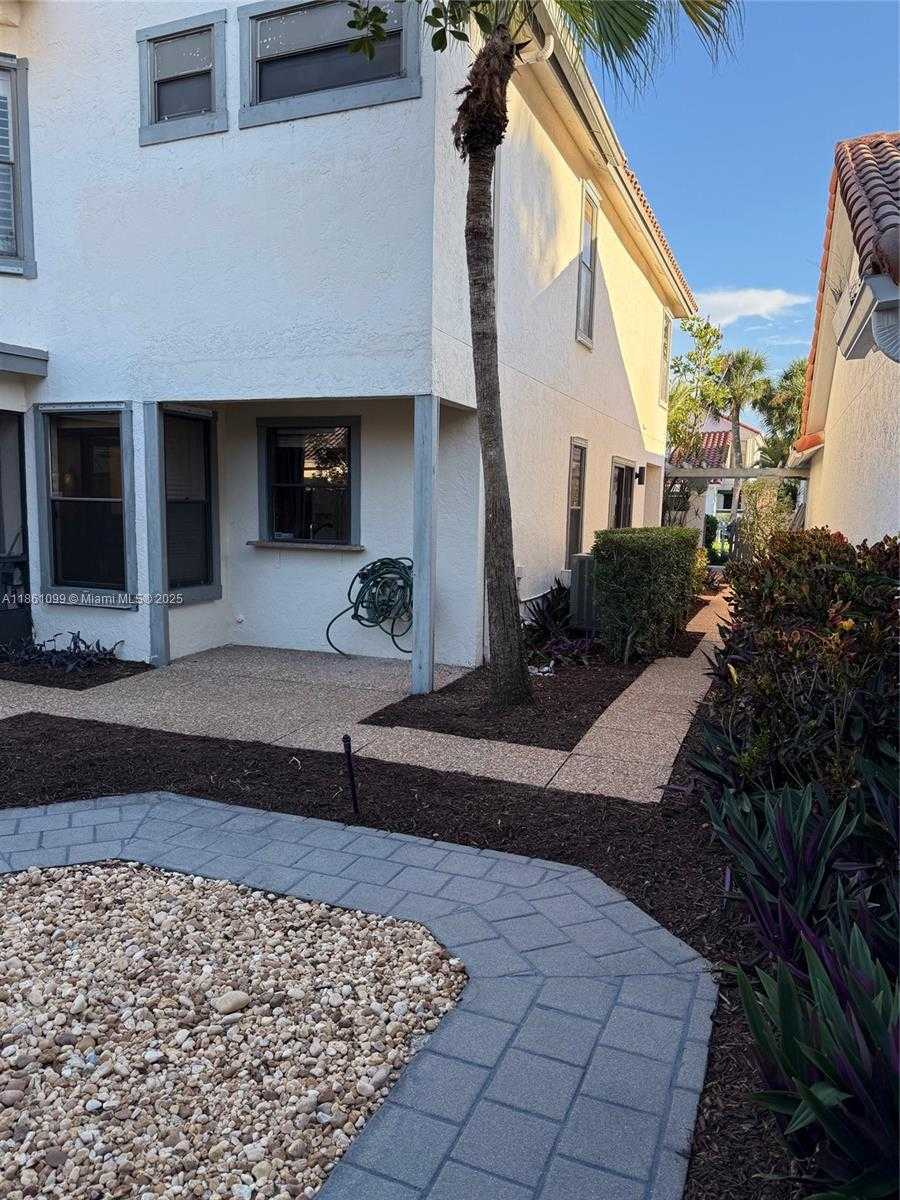 Small Image of 5535 ETON CT, Boca Raton Number 59
